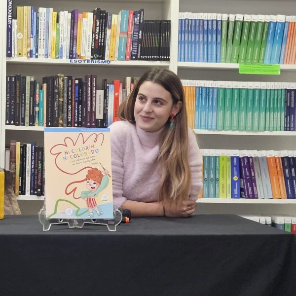 Entrevista a la autora Raquel Lavilla en AraInfo sobre su libro infantil Ni colorín ni colorado, realizada por la periodista Mary Carmen Bozal.
